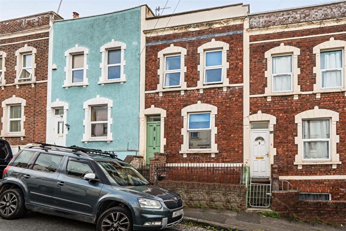 1 Bedroom Flat For Sale In Windsor Terrace, Totterdown, Bristol, BS3