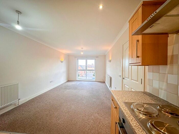 2 Bedroom Apartment To Rent In Harpham Close, Scunthorpe, DN16