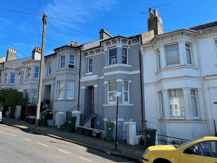 2 Bedroom Flat To Rent In Ditchling Rise, Brighton, BN1