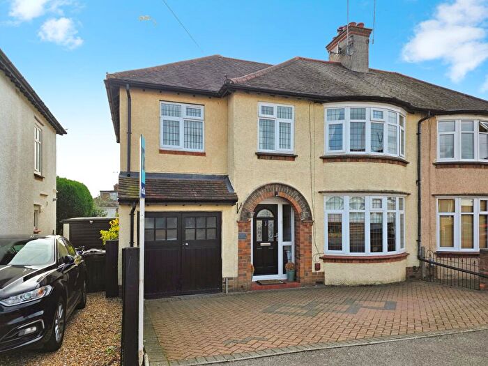 4 Bedroom Semi-Detached House For Sale In Kingsway, Kingsthorpe, NN2