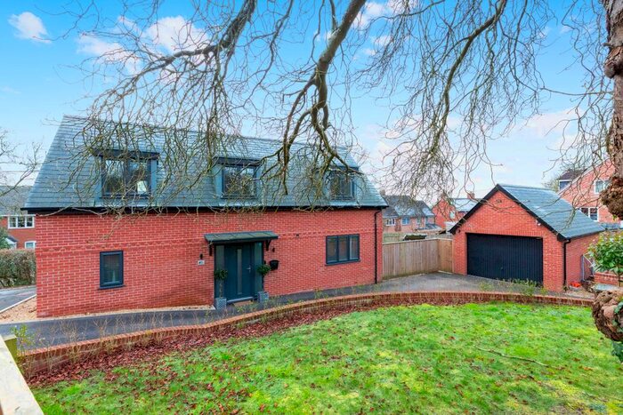 3 Bedroom Detached House For Sale In Maycroft, Bourton, Gillingham, SP8