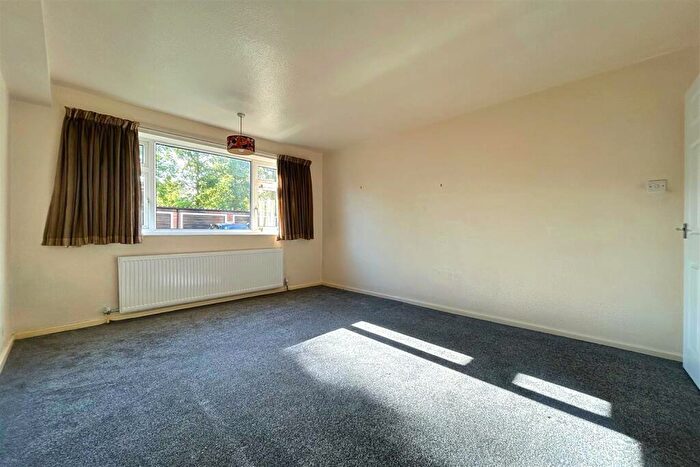 2 Bedroom Apartment For Sale In York House, York Avenue, Sale, M33