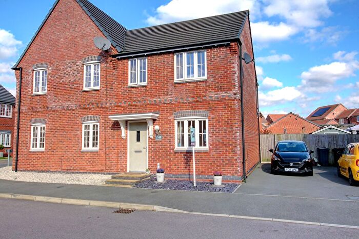 3 Bedroom Semi-Detached House For Sale In Coronet Drive, Ibstock, LE67