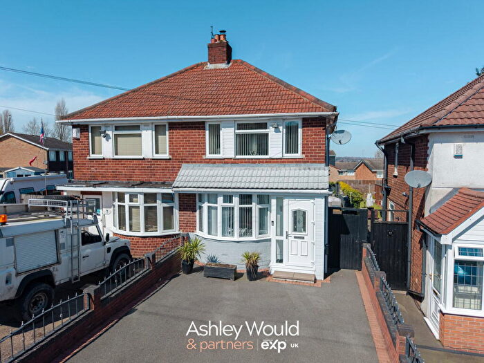 2 Bedroom Semi Detached House For Sale In Birch Crescent, Tividale, Oldbury, B69