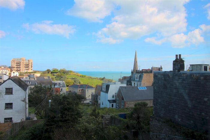 1 Bedroom Flat To Rent In High Street, Ilfracombe, EX34