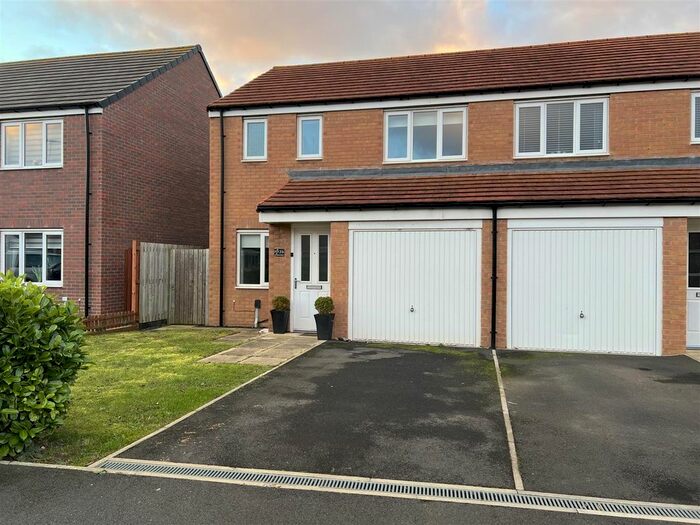 3 Bedroom Semi-Detached House To Rent In Norham Drive, Amble, Northumberland, NE65