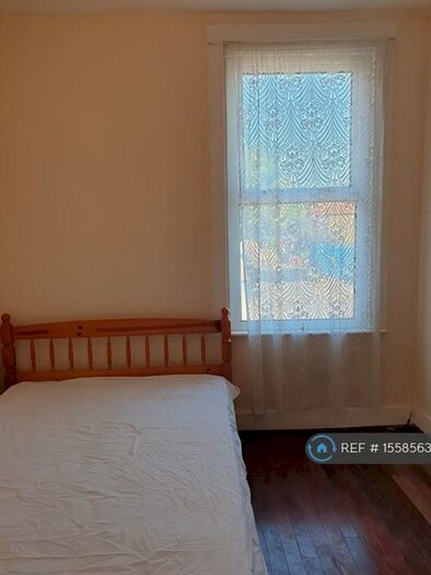 4 Bedroom Semi-Detached House To Rent In Almond Road, London, N17