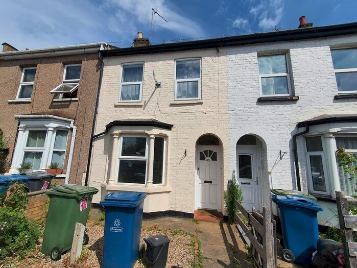 3 Bedroom Terraced House To Rent In Byron Road, Wealdstone, Harrow, HA3