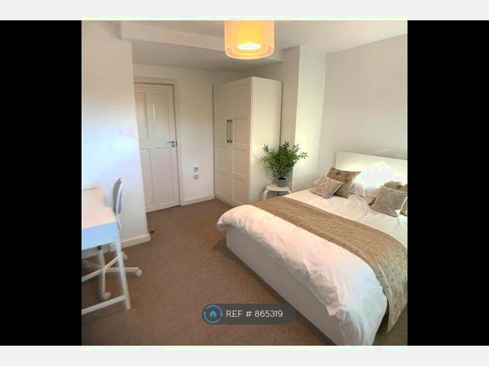2 Bedroom Flat To Rent In Netheredge, Sheffield, S7