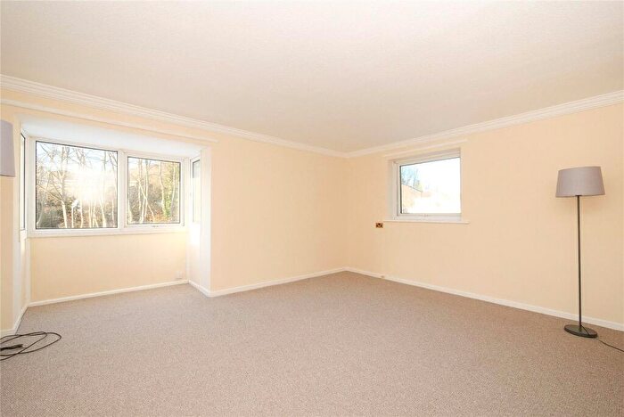 2 Bedroom Flat For Sale In Hoyle Court Road, Baildon, Shipley, West Yorkshire, BD17