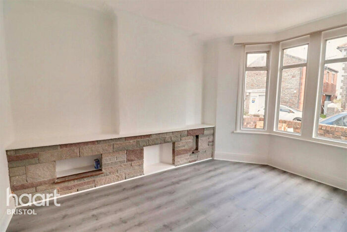 4 Bedroom Terraced House To Rent In Seymour Road, Bristol, BS16