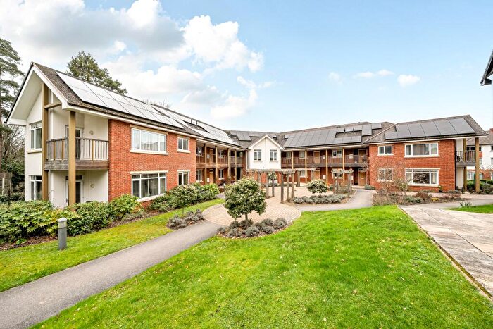 2 Bedroom Retirement Property For Sale In Bush Davies House, Charters Village Drive, East Grinstead, RH19