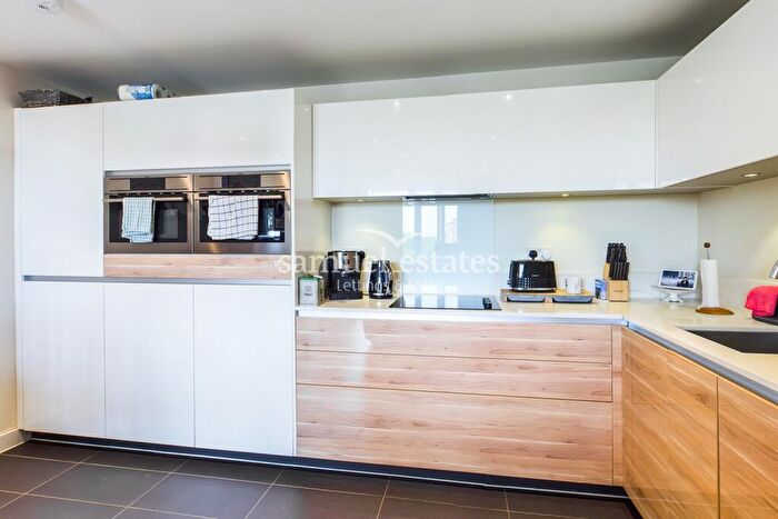 2 Bedroom Apartment To Rent In Hoxton Wharf, Wiltshire Row, London, N1