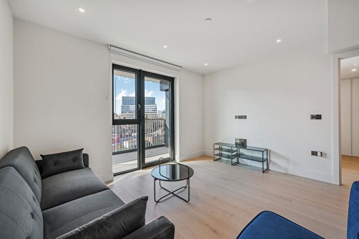 1 Bedroom Flat To Rent In Westmont Apartments, White City Living, London, W12