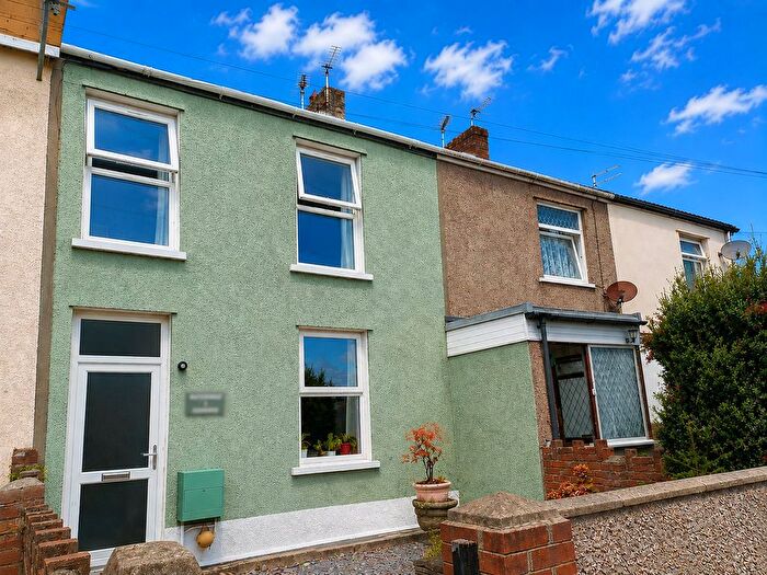 3 Bedroom Terraced House For Sale In Hutchwns Terrace, Porthcawl, CF36