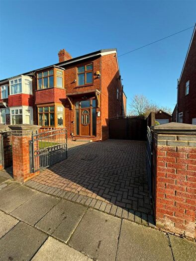 3 Bedroom Semi Detached House For Sale In Stooperdale Avenue, Darlington, DL3