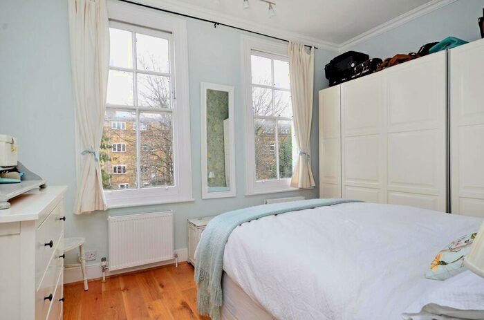 1 Bedroom Flat To Rent In Cranwich Road, Stoke Newington, London, N16