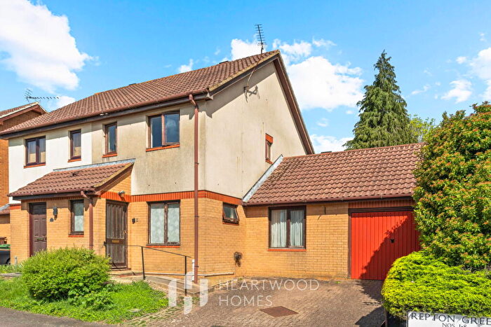 2 Bedroom Semi-Detached House For Sale In Repton Green, St. Albans, AL3