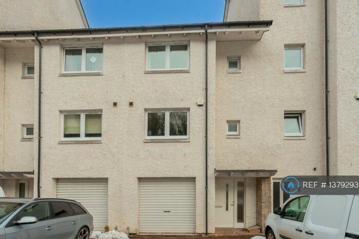 3 Bedroom Terraced House To Rent In Riverside Park, Blairgowrie, PH10