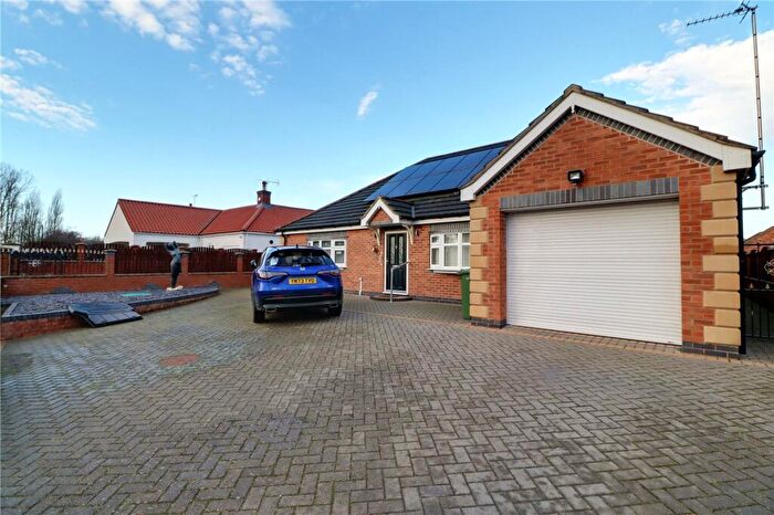 3 Bedroom Detached Bungalow For Sale In Thorne Road, Sandtoft, DN8