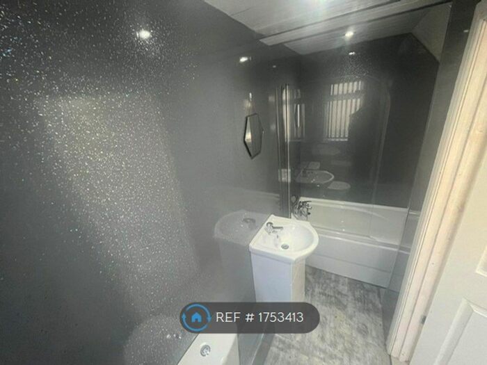 2 Bedroom Terraced House To Rent In Richmond Street, Hartlepool, TS25