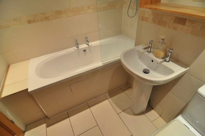 2 Bedroom Apartment To Rent In The Views, Staincross, S75
