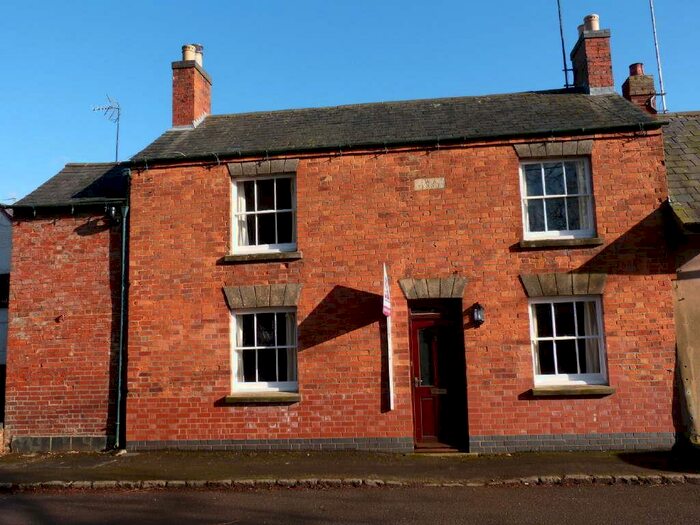 3 Bedroom House To Rent In Kelmarsh Road, Clipston, LE16