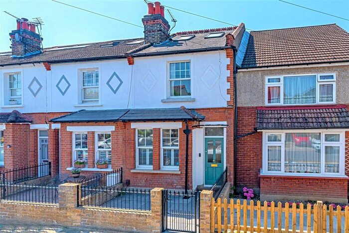 3 Bedroom Property To Rent In Myrtle Road, Hampton Hill, Hampton, TW12