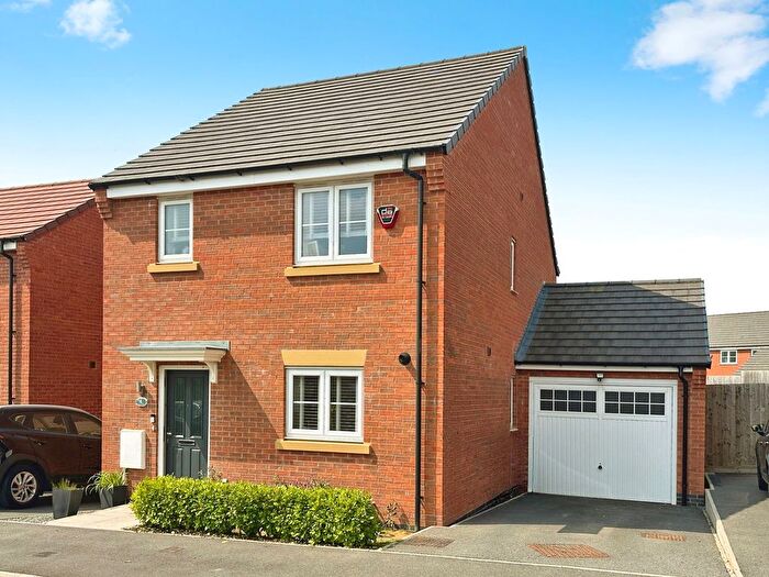 3 Bedroom Detached House For Sale In Watts Close, Scraptoft, Leicester, LE7