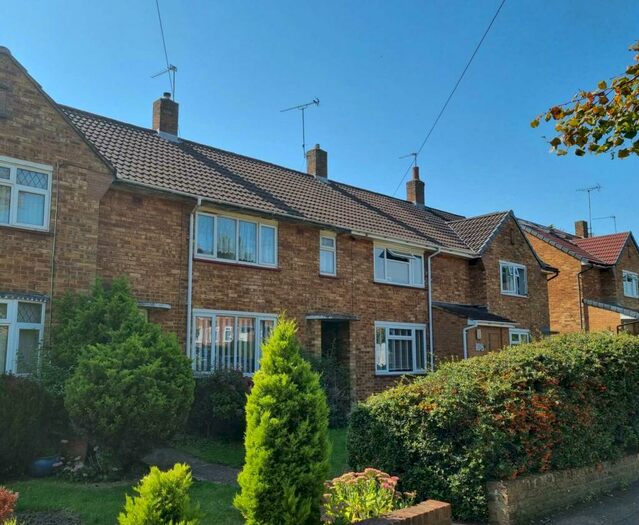 3 Bedroom Terraced House To Rent In Carpenter Way, Potters Bar, EN6