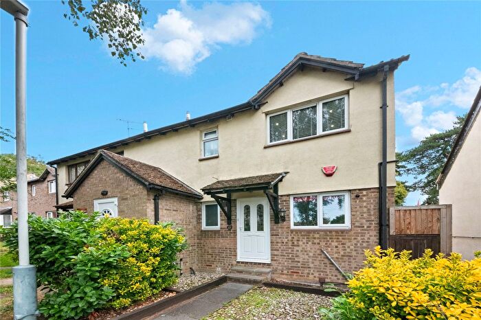 1 Bedroom Maisonette For Sale In Sedley Grove, Harefield, Uxbridge, UB9