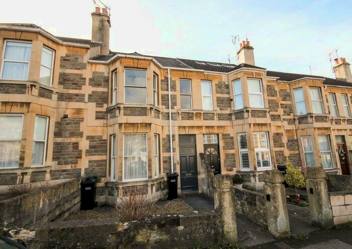 1 Bedroom Apartment To Rent In King Edward Road, BA2