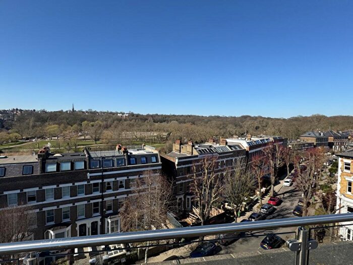 2 Bedroom Flat To Rent In South Hill Park, Hampstead, NW3