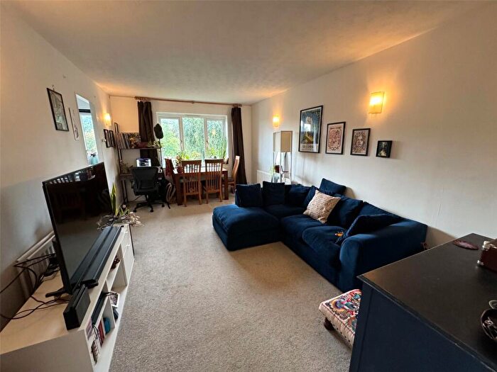 2 Bedroom Apartment To Rent In High Street, Purley, CR8