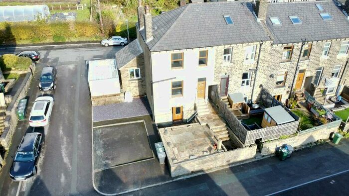 2 Bedroom End Of Terrace House To Rent In Prospect Road, Huddersfield, West Yorkshire, HD3