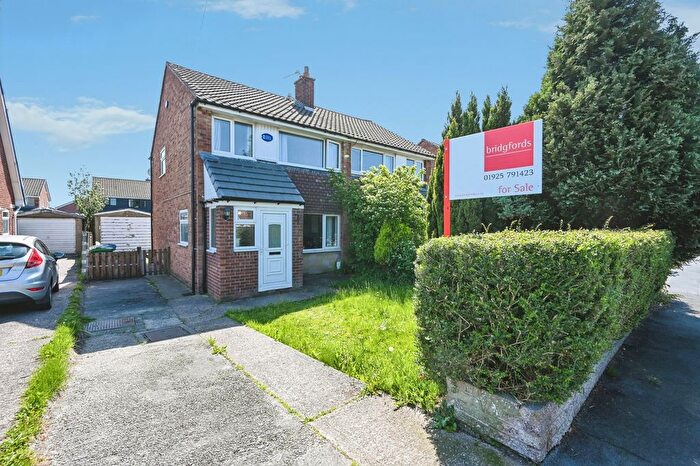 3 Bedroom Semi Detached House For Sale In Lingley Road, Great Sankey, Warrington, Cheshire, WA5