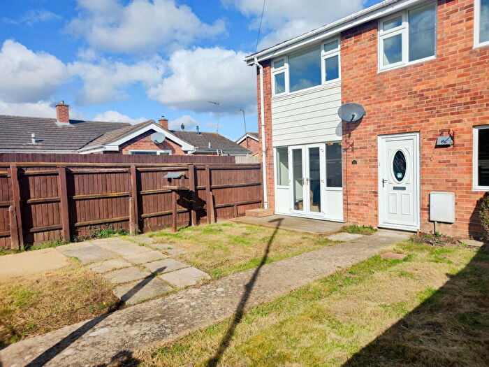 2 Bedroom End Of Terrace House For Sale In Smiths Drive, March, PE15