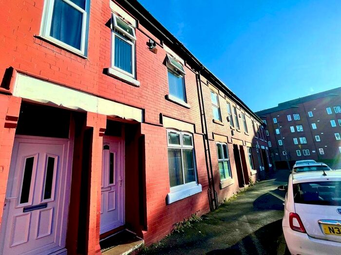 1 Bedroom House To Rent In Denham Street, Manchester, M13