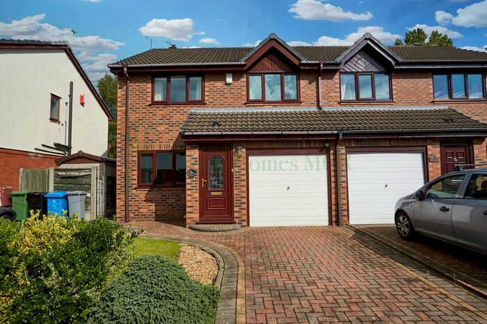 3 Bedroom Semi-Detached House To Rent In Stephenson Road, Stretford, M32