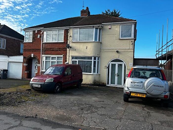 3 Bedroom Semi-Detached House To Rent In Gleneagles Avenue, Leicester, LE4