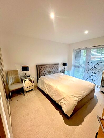 1 Bedroom Flat To Rent In Howard Road, Stanmore, HA7