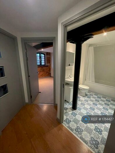 1 Bedroom Flat To Rent In Biddle & Shipton Warehouse, The Docks, Gloucester, GL1