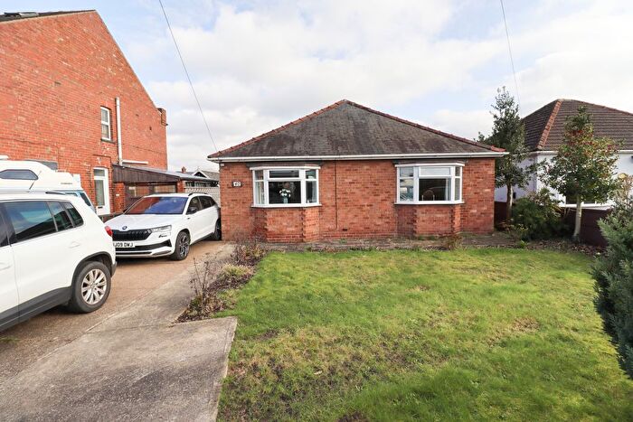 2 Bedroom Detached Bungalow For Sale In Rookery Lane, Lincoln, LN6