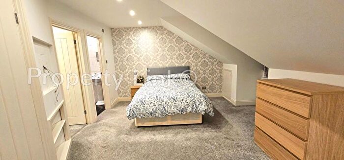 Property To Rent In Lambs Lane North, Rainham, RM13