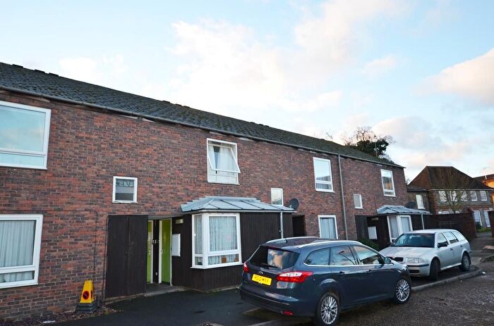 1 Bedroom Maisonette To Rent In Hatton Grove, West Drayton, UB7