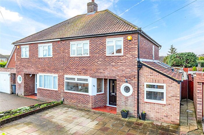 3 Bedroom Semi Detached House For Sale In Queen Mary's Drive, New Haw, Addlestone, Surrey, KT15