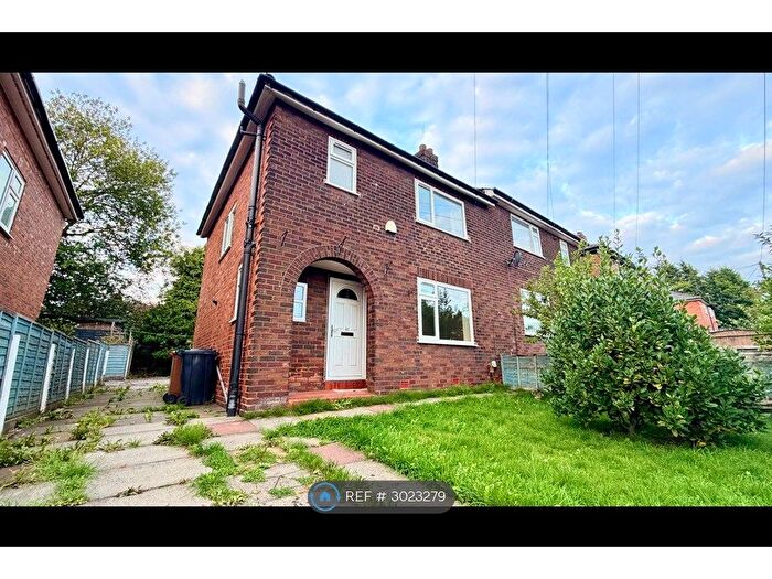 3 Bedroom Semi-Detached House To Rent In Grasmere Road, Manchester, M27