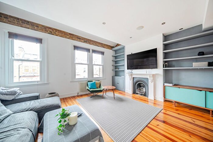 2 Bedroom Flat To Rent In Fermoy Road, London, W9