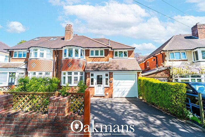 4 Bedroom Semi-Detached House For Sale In Clydesdale Road, Quinton, Birmingham, West Midlands, B32
