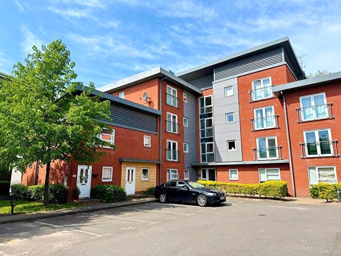 2 Bedroom Flat To Rent In The Hub, Stone Street, Oldbury, B69